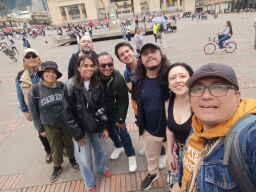 Fotógrafos reunidos en un recorrido urbano